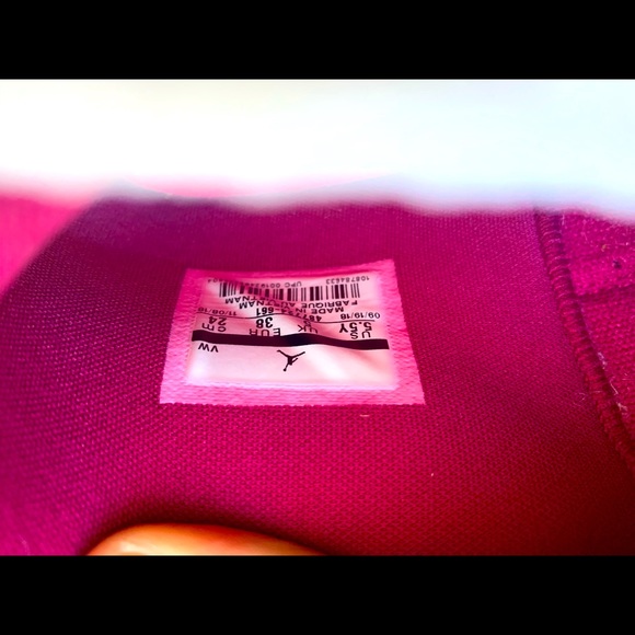 Berry Jordan’s - Picture 1 of 4